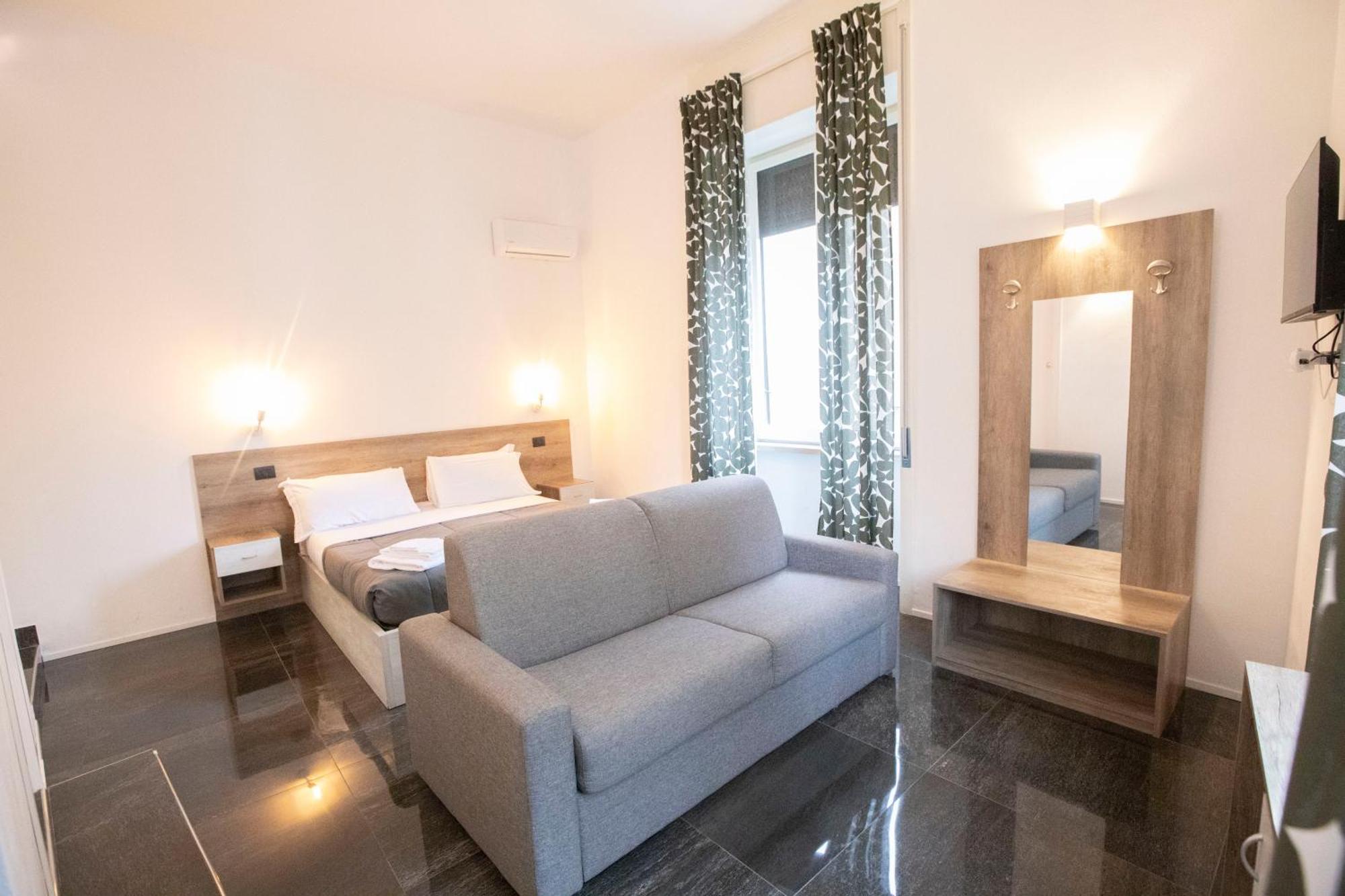Double Room Private Bathroom